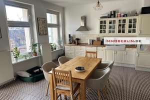 IMMOBERLIN.DE - Einzugsbereite kernsanierte Stuck-Altbauwohnung mit Balkon & Lift in Ruhelage – Die vollständige Adresse der Immobilie erhältst du vom Anbieter., 10623 Charlottenburg, Berlin – Vorschaubild 3