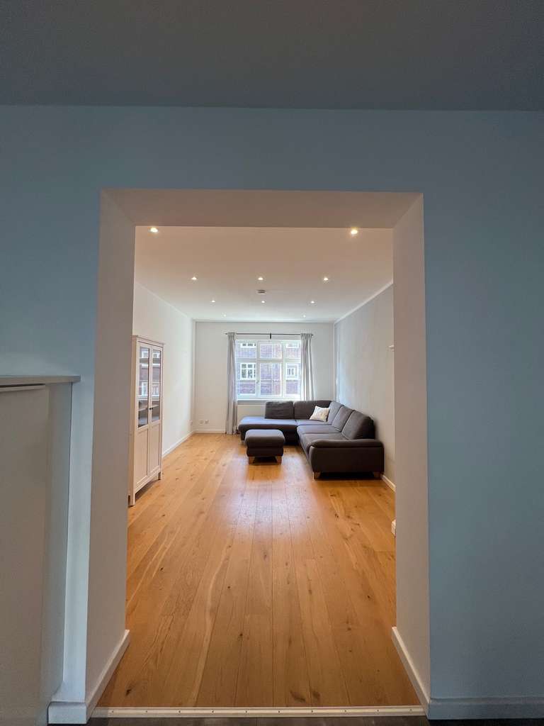 Stilvoll sanierte 4-Zimmer-Wohnung mit Loggia in Top-Lage Hannover-List