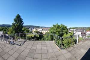 Attraktive 3 1/2 Zimmer Dachgeschosswohnung mit großer Dachterrasse in Trier-Pfalzel – Die vollständige Adresse der Immobilie erhältst du vom Anbieter., 54293 Pfalzel, Trier – Vorschaubild 1