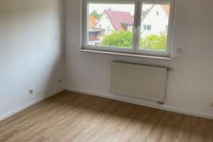 5-Zimmer-Wohnung mit separatem Büro, Terrasse, Keller & optionaler Garage in Stuttgart-Plieningen – Vordere Schafstraße 8a, 70599 Plieningen (Ortsteil), Stuttgart – Vorschaubild 10