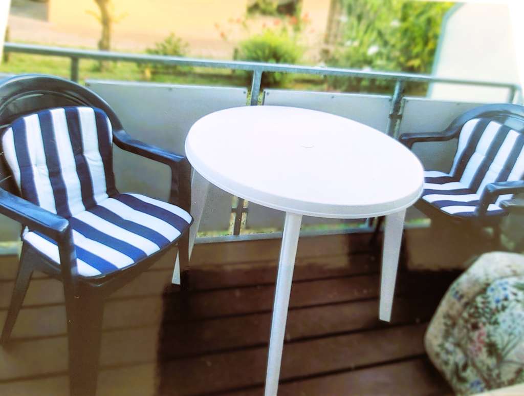 Geschmackvolle 2-Zimmer-Wohnung mit Balkon und Einbauküche in Cuxhaven