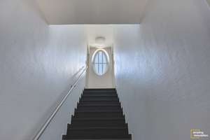 Bremen – Teerhof | Lichtdurchflutete Maisonette mit Blick auf die Kleine Weser – Die vollständige Adresse der Immobilie erhältst du vom Anbieter., 28199 Alte Neustadt, Bremen – Vorschaubild 3
