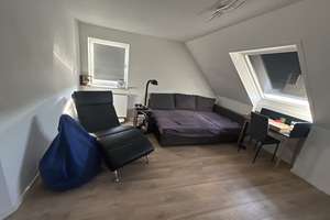 Stuttgarter dachgeschoss : 3,5-Zimmer-Wohnung in Bad Cannstatt – Schmidener Straße 24, 70372 Kurpark, Stuttgart – Vorschaubild 2