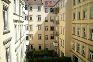 3-Zimmer in ruhiger Seitenstraße am Volkspark Friedrichshain – Cotheniusstraße 4, 10437 Prenzlauer Berg, Berlin – Vorschaubild 2