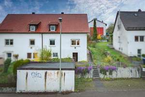 Seltene Gelegenheit am unteren Eselsberg – Doppelhaushälfte mit Potenzial in gefragter Lage von Ulm – Die vollständige Adresse der Immobilie erhältst du vom Anbieter., 89075 Eselsberg, Ulm – Vorschaubild 2