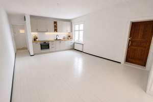 Provisionsfrei: Seltene Altbauetage mit ca. 205 m², Aufzug, zwei Balkonen & Kaminofen – Die vollständige Adresse der Immobilie erhältst du vom Anbieter., 10997 Kreuzberg, Berlin – Vorschaubild 4