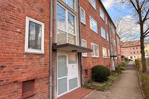 Reserviert - Anfragestopp! 2 Zimmer Handwerkerwohnung zentral in Kiel-Wellingdorf