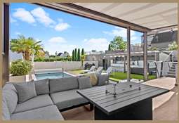 Terrasse Haupthaus