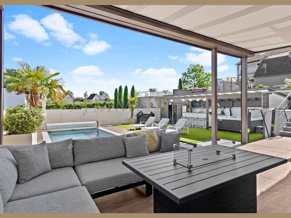 Terrasse Haupthaus