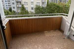 4,5 Zimmer-Wohnung in Uni-Nähe, Ideal für Familien oder WGs! – 70569 Lauchäcker, Stuttgart – Vorschaubild 4