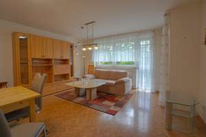 Komfortables Wohnen im Wohnstift Lobetal
Gepflegte 2-Zimmer-Wohnung mit West-Loggia – Die vollständige Adresse der Immobilie erhältst du vom Anbieter., 90451 Röthenbach Ost, Nürnberg – Vorschaubild 2