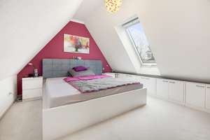 Stilvolle Maisonette inklusive KFZ-Stellplätzen und hochwertiger Küche in Bestlage von Sasel – Die vollständige Adresse der Immobilie erhältst du vom Anbieter., 22393 Sasel, Hamburg – Vorschaubild 12