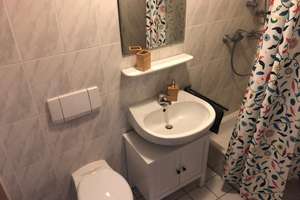 Ruhig, hell, möbliert - Apartment mit Balkon und Top-Anbindung zwischen Adlershof und Flughafen BER – Die vollständige Adresse der Immobilie erhältst du vom Anbieter., 12524 Altglienicke, Berlin – Vorschaubild 12