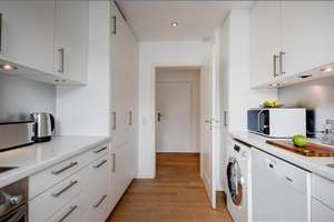 Möbliert: Premiumwohnung mit Dachterrasse – Die vollständige Adresse der Immobilie erhältst du vom Anbieter., 81927 Englschalking, München – Vorschaubild 10
