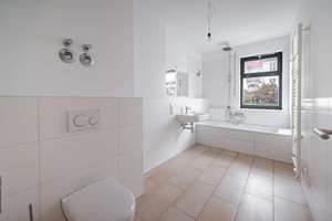 ⭐️ Neubau-Traum am Volkspark: Moderne & barrierefreie 4-Zi Whg mit Küche, Süd-Blk, Aufzug & Duplex – Die vollständige Adresse der Immobilie erhältst du vom Anbieter., 10715 Wilmersdorf, Berlin – Vorschaubild 5