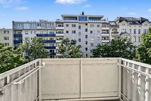 Vermietetes 1-Zimmer-Studio-Apartment im 3. Obergeschoss mit Lift und Balkon in Berlin – Die vollständige Adresse der Immobilie erhältst du vom Anbieter., 10719 Wilmersdorf, Berlin – Vorschaubild 3