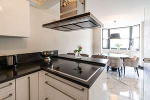 Split-Level-Reihenendhaus mit Garten, Studio und Entwicklungspotenzial – Die vollständige Adresse der Immobilie erhältst du vom Anbieter., 40595 Hellerhof, Düsseldorf – Vorschaubild 3