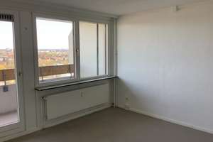 Schöne Aussichten! 2-Zimmerwohnung mit tollem Ausblick direkt am Sahlkampmarkt – Elmstr. 17, 30657 Sahlkamp, Hannover – Vorschaubild 4