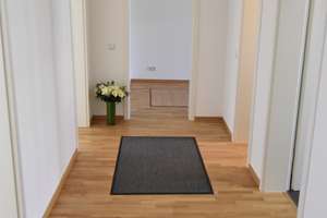 Frisch modernisierte 3 Zimmerwohnung mit EBK, Balkon, Tageslichtbad, Aufzug, Denkmalschutz – Reginenstraße 20, 4155 Gohlis-Süd, Leipzig – Vorschaubild 8