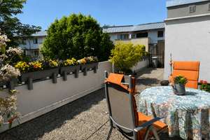 Hannover-Ahlem: Großzügiges Penthouse mit Dachterrasse und Parkblick