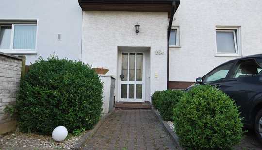 Bild von Familienfreundliches Zweifamilienhaus – Wohnen & Vermieten in Eschborn-Niederhöchstadt  mit maximale