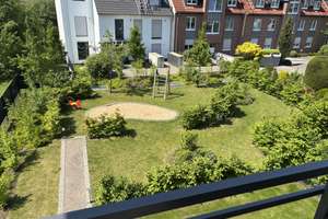 Voll möblierte, luxuriöse 4‑Zimmer‑Wohnung mit Balkon – Meyerhofstrasse 33, 40589 Holthausen, Düsseldorf – Vorschaubild 2