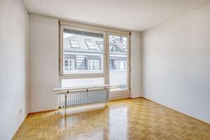 Dachterrassenwohnung direkt am Romanplatz – Die vollständige Adresse der Immobilie erhältst du vom Anbieter., 80639 Nymphenburg, München – Vorschaubild 5