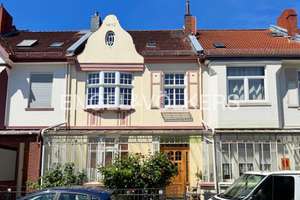 Altbremerhaus von 1912 – vielseitig nutzbar als Mehrfamilien- oder Einfamilienhaus – Die vollständige Adresse der Immobilie erhältst du vom Anbieter., 28205 Peterswerder, Bremen – Vorschaubild 1