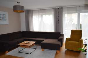 4-Zimmer-Doppelhaushälfte mit gehobener Innenausstattung und EBK in Irgertsheim West – 85049 West, Ingolstadt – Vorschaubild 3