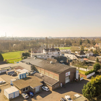 Produktionshalle mit Büro und Sozialbereich | Krananlage | Grenze Duisburg | exklusiv über RUHR REAL