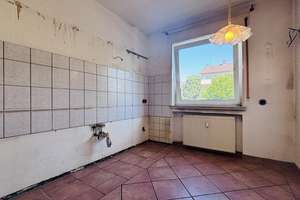 FREI! 4-Zimmerwohnung mit Loggia und Kfz-Stellplatz in beliebter Oststadtlage nahe KIT – Die vollständige Adresse der Immobilie erhältst du vom Anbieter., 76131 Oststadt, Karlsruhe – Vorschaubild 6