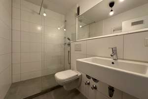 Entzückende 1-Zimmer-Wohnung mit modernem Flair + EBK – Die vollständige Adresse der Immobilie erhältst du vom Anbieter., 70186 Gablenberg, Stuttgart – Vorschaubild 3