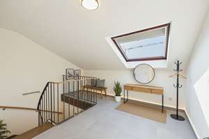 Wohnen am Hofberg – Familienhaus mit viel Platz, sonniger Terrasse und Blick Richtung Achdorf – Die vollständige Adresse der Immobilie erhältst du vom Anbieter., 84036 Berg, Landshut – Vorschaubild 12