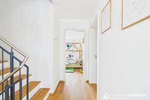 Modernes Stadthaus mit Dachterrasse, PV-Anlage & familienfreundlichem Grundriss – Die vollständige Adresse der Immobilie erhältst du vom Anbieter., 93055 Burgweinting-Harting, Regensburg – Vorschaubild 17