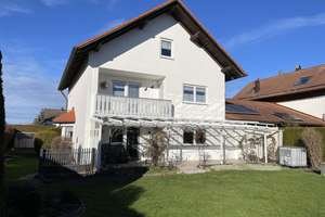 SEHR GEPFLEGTES EINFAMILIENHAUS IN RAMMINGEN – Die vollständige Adresse der Immobilie erhältst du vom Anbieter., 86871 Rammingen – Vorschaubild 2