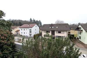 Diese Immobilie bietet viel Platz und viele Highlights: große Terrassenwohnung in Stupferich – Die vollständige Adresse der Immobilie erhältst du vom Anbieter., 76228 Stupferich, Karlsruhe – Vorschaubild 3