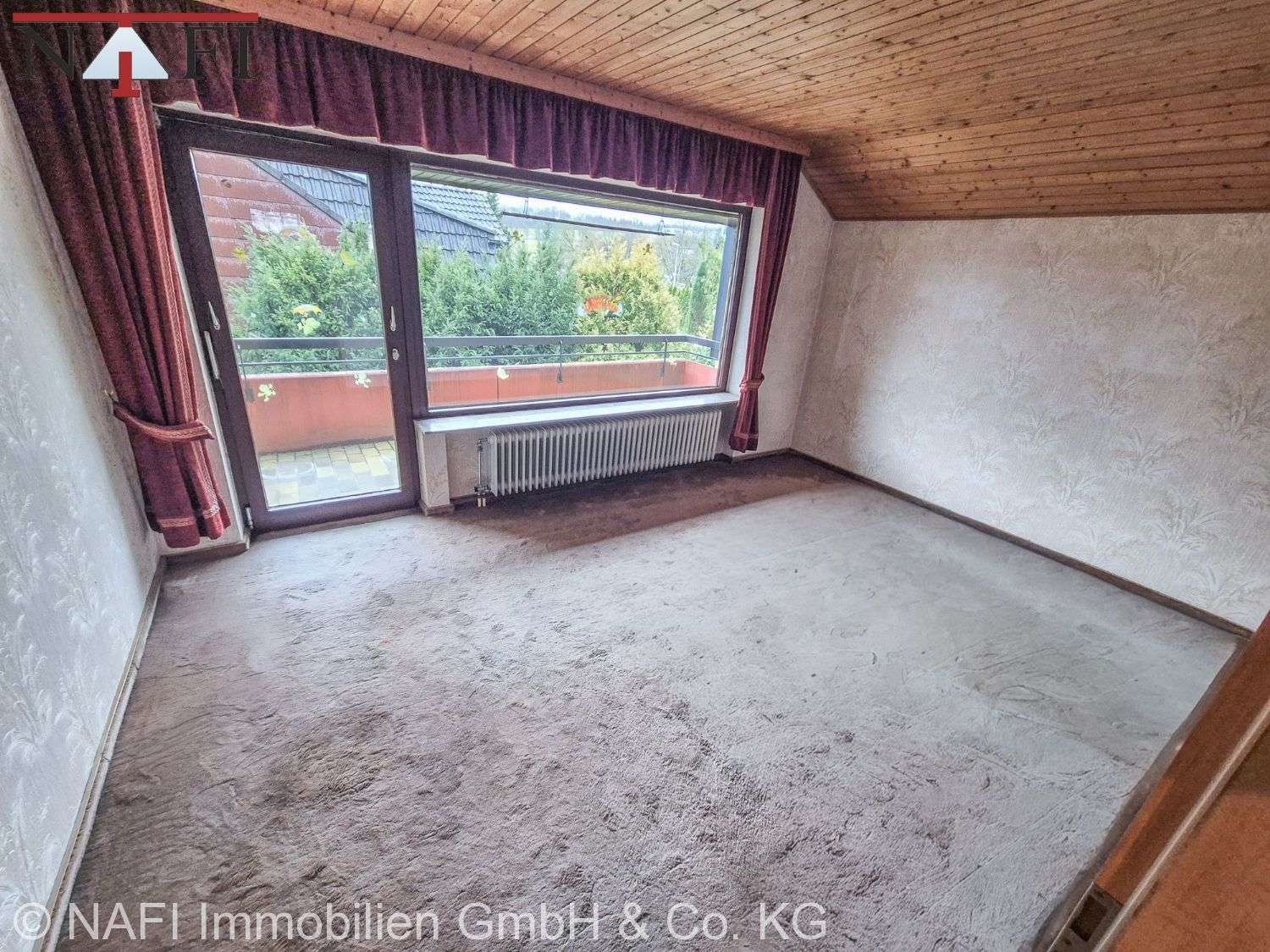 Immobilie in Uhingen - PLATZWUNDER, großzügiges Einfamilienhaus mit Einliegerwohnung und toller Aussicht - Bild 12