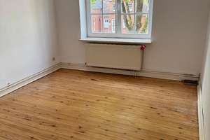 Großes Stadthaus mit charmantem Garten im Herzen von Husum – ab 15.5. zu vermieten – Osterende 82, 25813 Husum – Vorschaubild 7