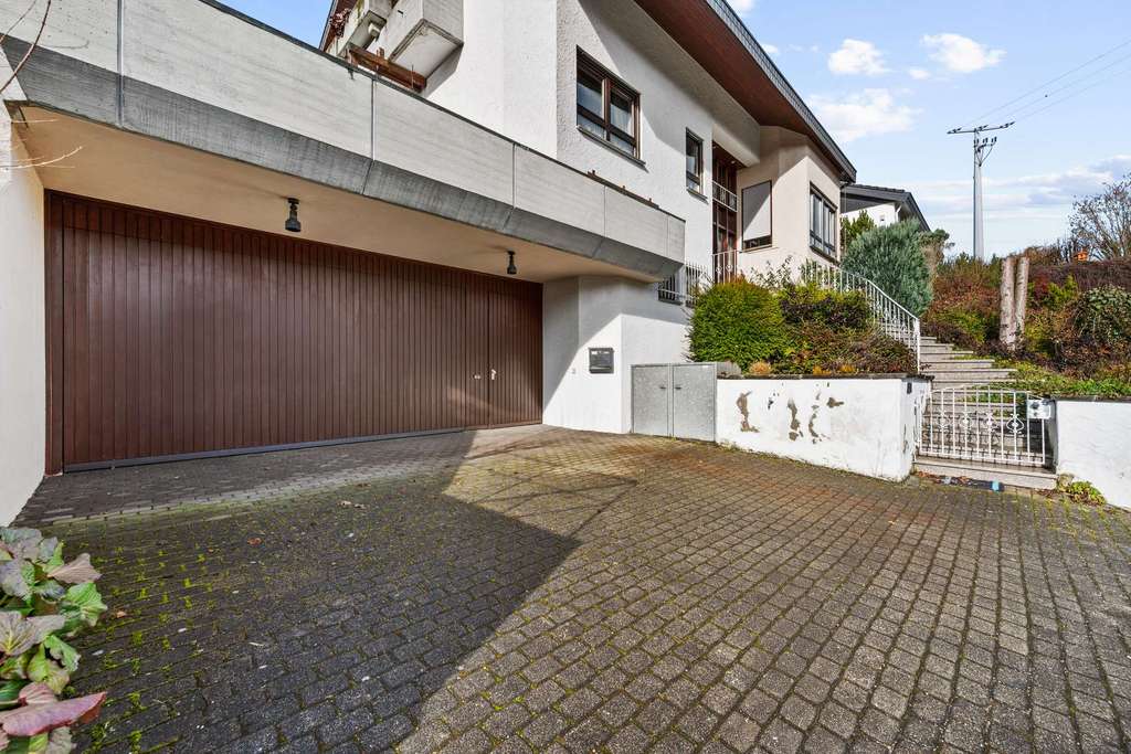 Immobilie in Mönsheim - Freistehendes Familienhaus mit großem Garten, Sauna & PV-Anlage in sonniger Appenberg-Lage - Bild 2