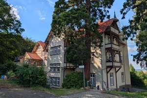 großzügige Einraumwohnung mit Einbauküche