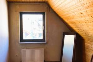 Solides Einfamilienhaus • Südterrasse • Innenhof • 2 Garagen • Alter Ortskern • Lörzweiler – Die vollständige Adresse der Immobilie erhältst du vom Anbieter., 55296 Lörzweiler – Vorschaubild 23