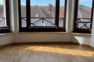 Helle, ruhige 2-Zimmer-Dachgeschoßwohnung, Aufzug vorhanden – Altenessener Str. 430, 45329 Altenessen-Nord, Essen – Vorschaubild 3