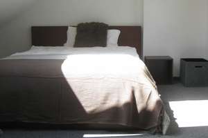 Kleine möblierte 2-Zimmer-DG-Wohnung mit Dachschrägen in toller Wohnlage! – Wilhelm-Blos-Straße 111, 70191 Weißenhof, Stuttgart – Vorschaubild 10