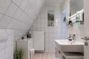 Helle 4-Zimmer Wohnung mit toller Terrasse in Hamburg-Tonndorf – Feldlerchenweg 27, 22045 Tonndorf, Hamburg – Vorschaubild 4