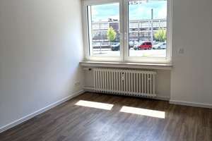 **** Einziehen und Wohlfühlen - charmant modernisierte Erdgeschoss-Wohnung.... **** – Die vollständige Adresse der Immobilie erhältst du vom Anbieter., 42651 Solingen-Mitte, Solingen – Vorschaubild 3