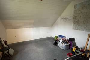 Wohnhaus in ruhiger Lage von Siegen-Niederschelden – Die vollständige Adresse der Immobilie erhältst du vom Anbieter., 57080 Niederschelden, Siegen – Vorschaubild 18