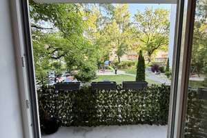 AM VOLKSPARK MARIENDORF: Baujahr 2016 FUßBODENHEIZUNG BALKON SCHÖNER HOFBEREICH