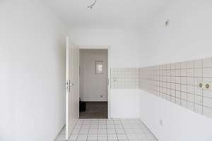 Sofort bezugsfrei: Frisch renovierte Dachgeschosswohnung (ohne Aufzug) im Altbau mit großem Balkon – Die vollständige Adresse der Immobilie erhältst du vom Anbieter., 13189 Pankow (Ortsteil), Berlin – Vorschaubild 7