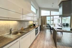 Penthouse Wohnung in einer der beliebten Dünenvillen an der Hafenpromenade am Priwall – Die vollständige Adresse der Immobilie erhältst du vom Anbieter., 23570 Travemünde, Lübeck – Vorschaubild 24