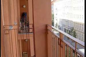 Stilvolle 1,5-Zimmer-Wohnung mit Balkon & neuer Design-Einbauküche befristet auf 1 Jahr – Die vollständige Adresse der Immobilie erhältst du vom Anbieter., 10243 Friedrichshain, Berlin – Vorschaubild 5
